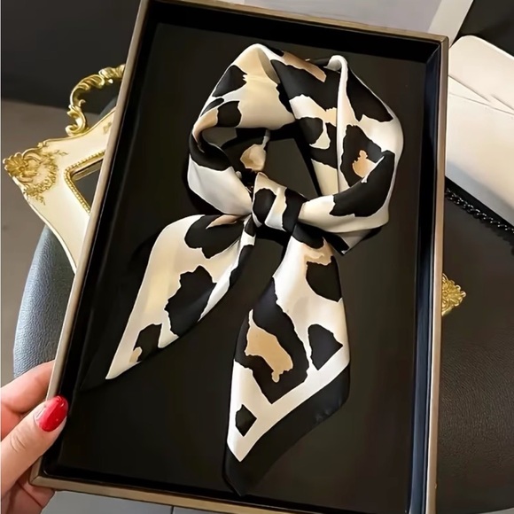 nsnsj Accessories - Elegant  Scarf